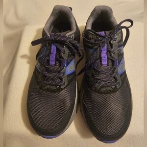 NEW BALANCE 410 V8 Purple/black Running Sneakers WOMENS 8 MENS 6.5